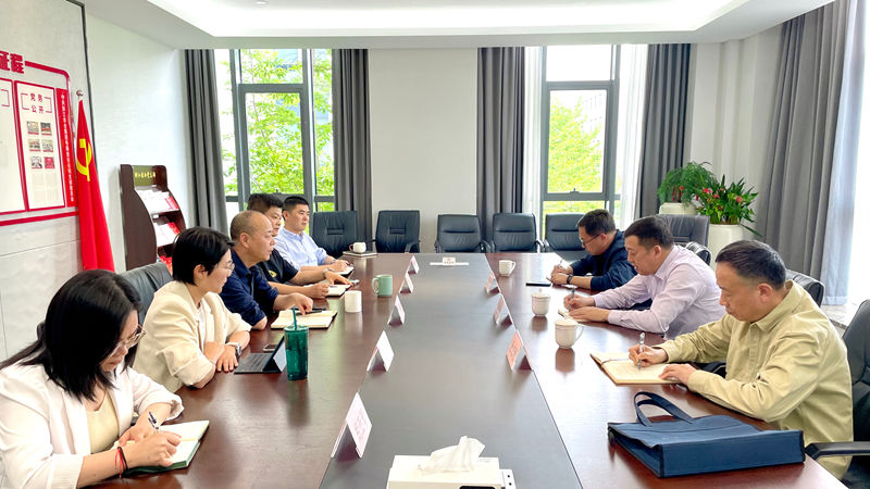 杭州市發(fā)改委黨組成員、二級巡視員馬佩龍到浙江農合調研